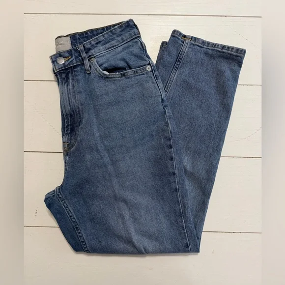 Everlane Curvy Cheeky Jeans - Picture 1 of 4